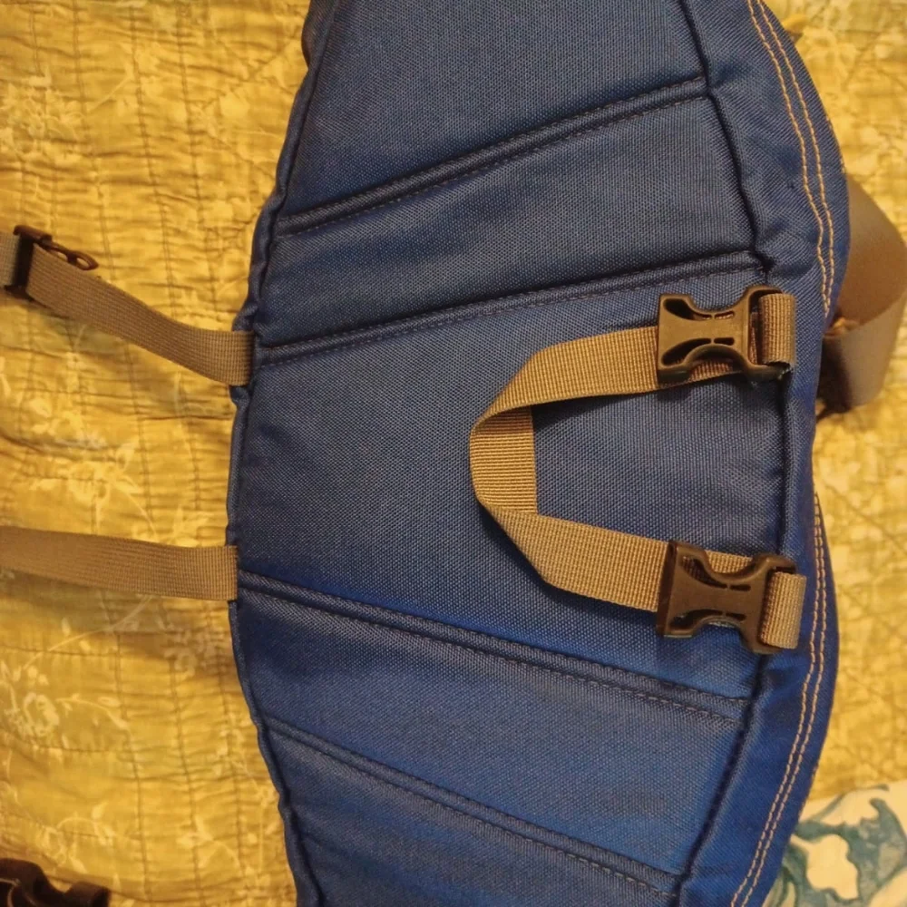 THE NORTHFCE FANNY PACK